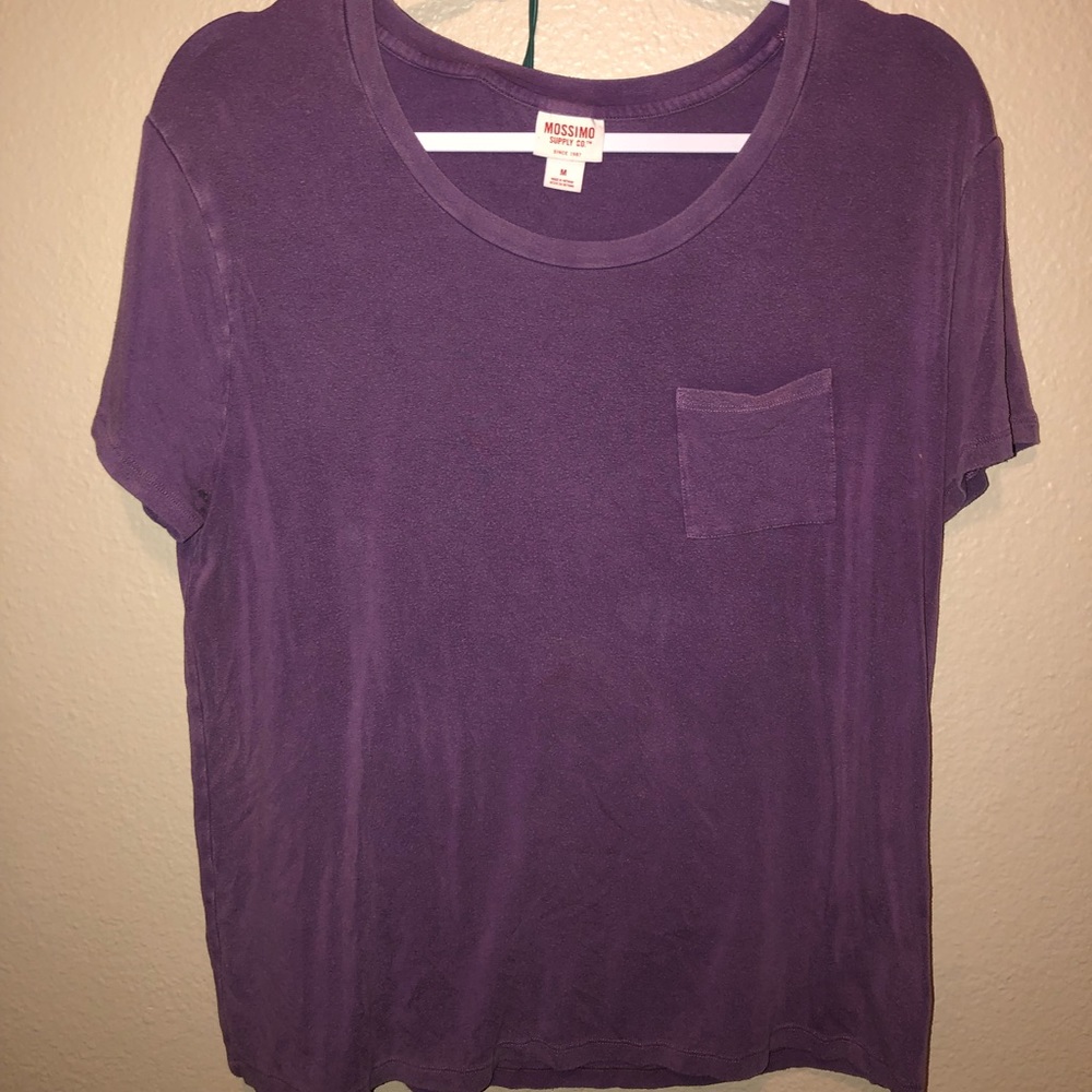 Mossimo T-shirt